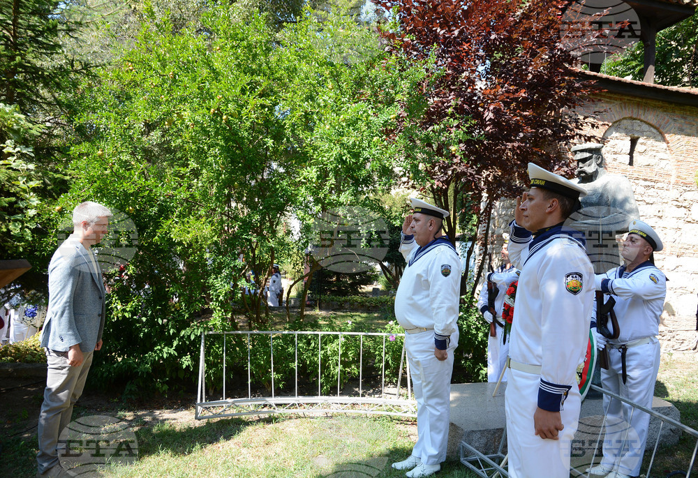 Община Варна: Кметът Благомир Коцев Варна почете 146-годишнината от Освобождението на Варна
