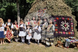 Котел - Фестивал на етносите, багрите и котленския килим