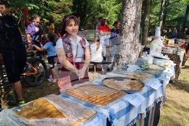 Котел - Фестивал на етносите, багрите и котленския килим