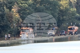 Пожар гори в района на Гребната база в Пловдив