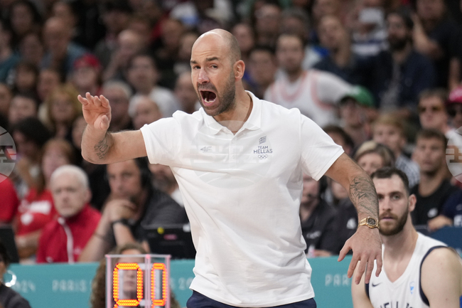 Треньорът на баскетболния Монако Василис Спанулис: "За 40 минути ще бъдем противници с Олимпиакос, а след това чувствата остават непроменени"