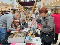 Българско участие в Благотворителен дипломатически коледен базар в Подгорица