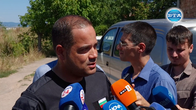 България е задвижила механизма за гражданска защита на ЕС, иска самолет за гасене на пожара на българо-гръцката граница, каза Калин Стоянов