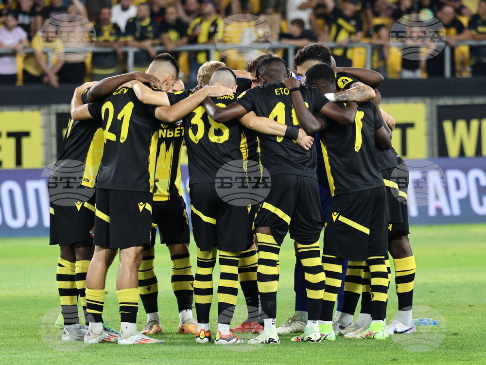 Пловдив - футбол - Ботев (Пловдив) - Локомотив (Пловдив)