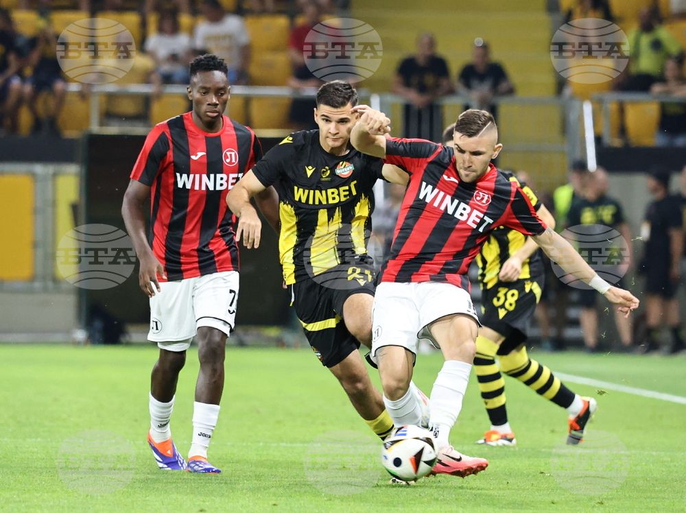 Пловдив - футбол - Ботев (Пловдив) - Локомотив (Пловдив)