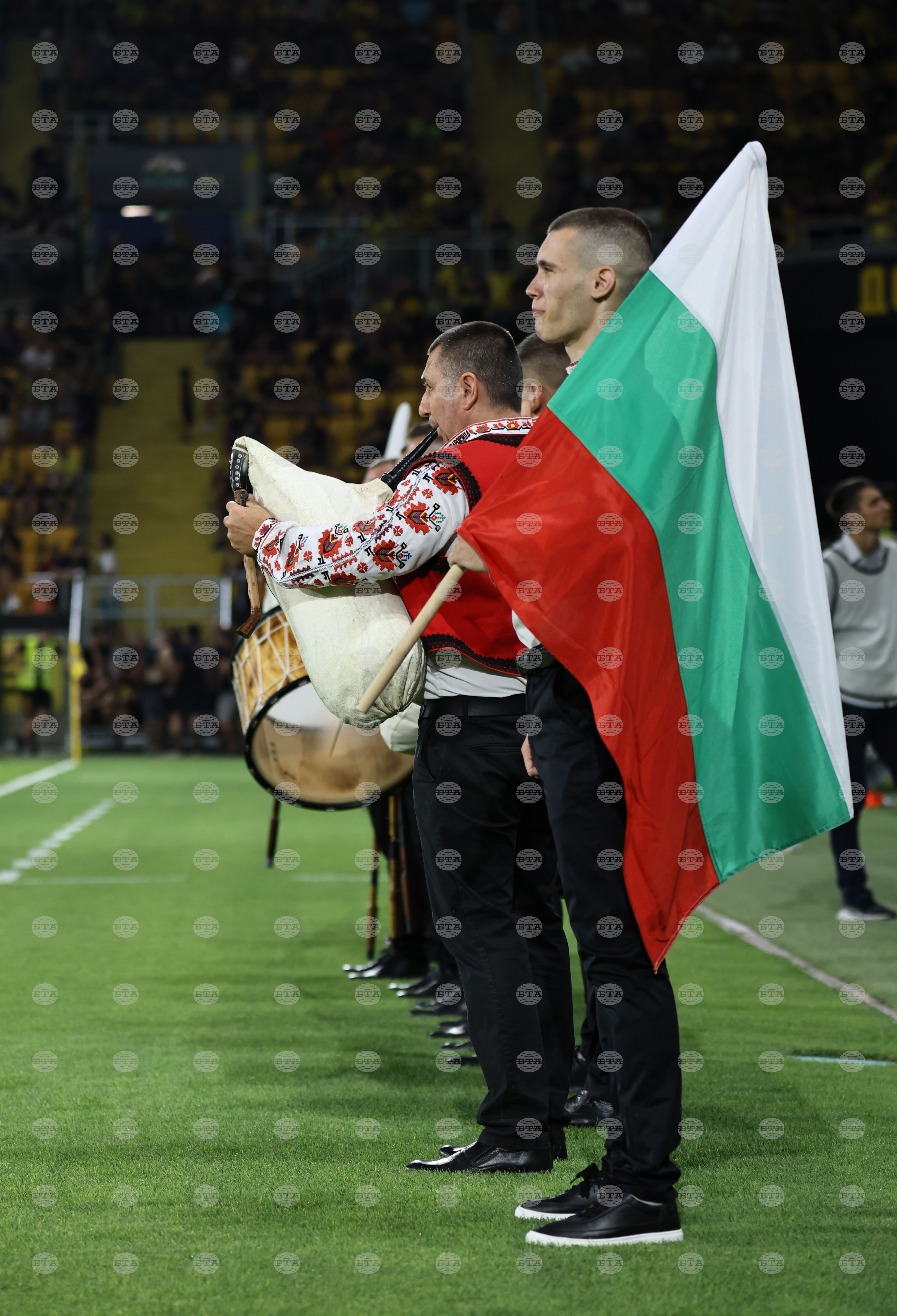 Пловдив - футбол - Ботев (Пловдив) - Локомотив (Пловдив)