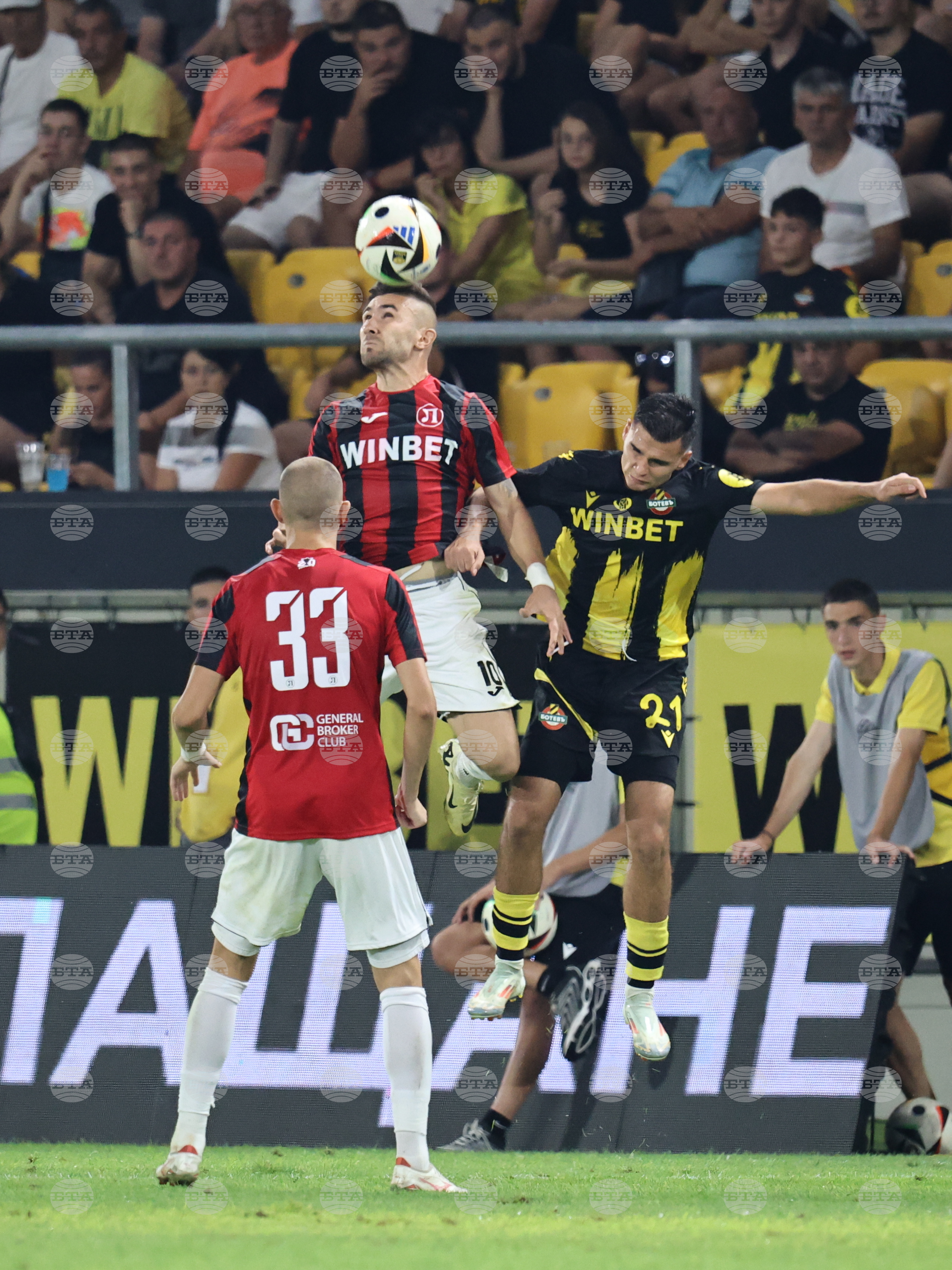 Пловдив - футбол - Ботев (Пловдив) - Локомотив (Пловдив)