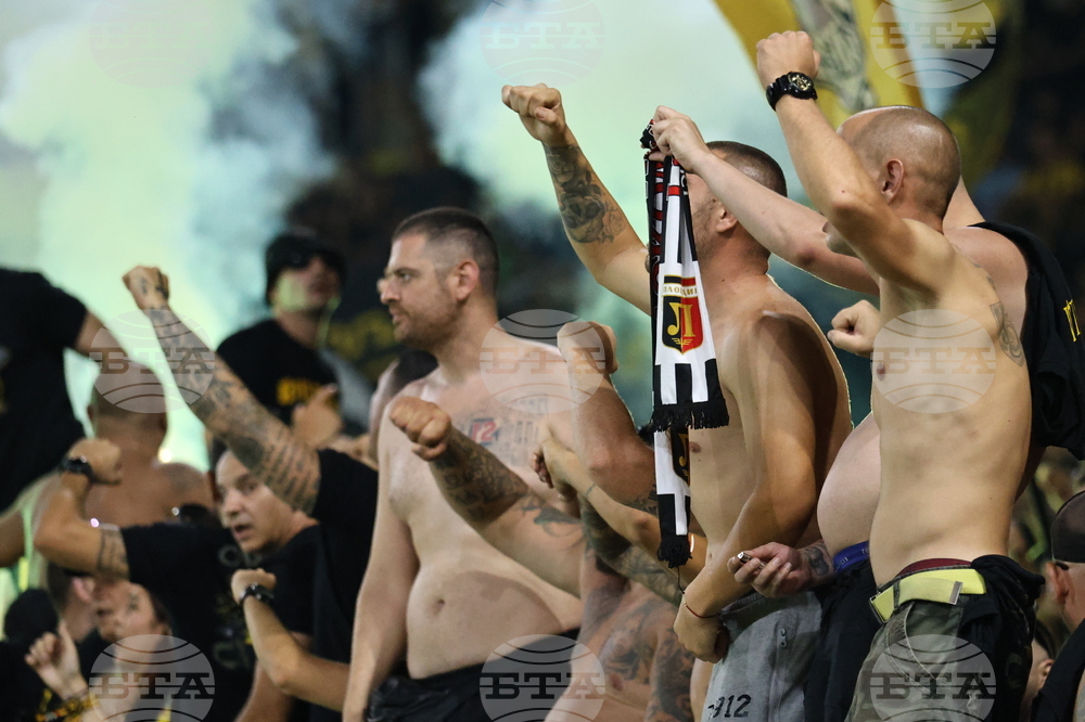 Пловдив - футбол - Ботев (Пловдив) - Локомотив (Пловдив)