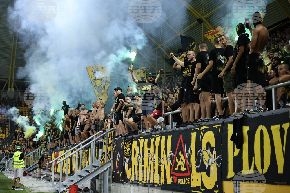 Пловдив - футбол - Ботев (Пловдив) - Локомотив (Пловдив)