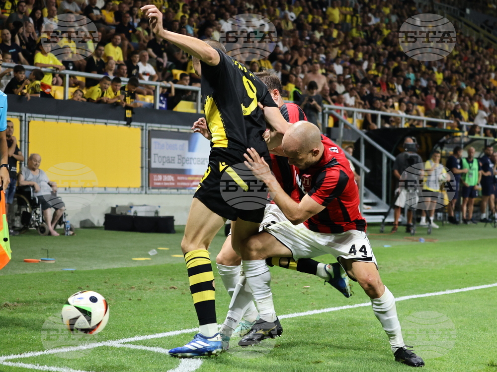 Пловдив - футбол - Ботев (Пловдив) - Локомотив (Пловдив)