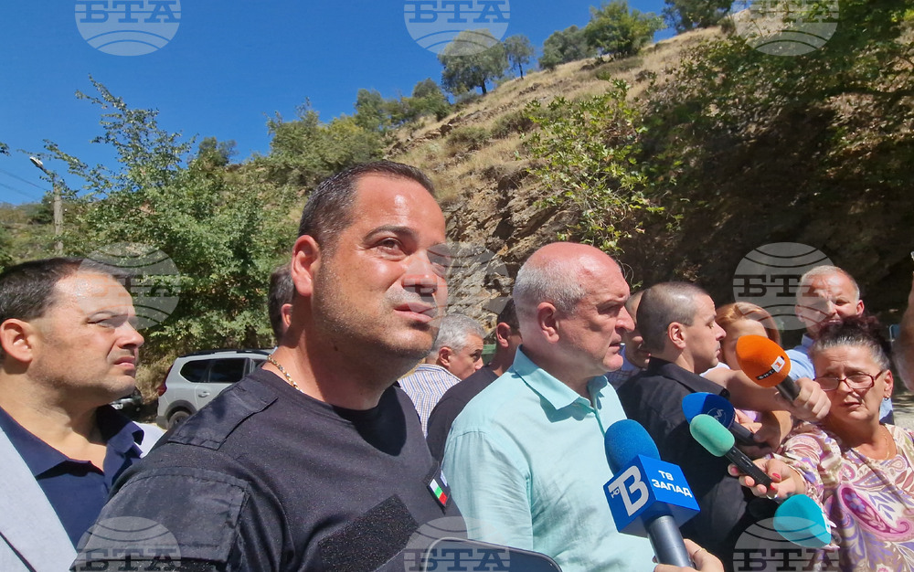 Петрич - българо-гръцка граница - пожар - Димитър Главчев - Калин Стоянов