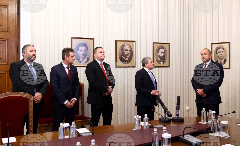 Румен Радев - "Има Такъв Народ" - мандат