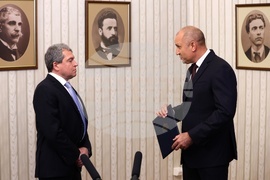 Румен Радев - "Има Такъв Народ" - мандат