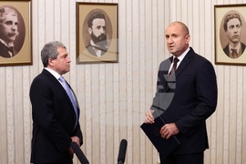 Румен Радев - "Има Такъв Народ" - мандат