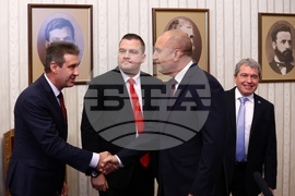 Румен Радев - "Има Такъв Народ" - мандат