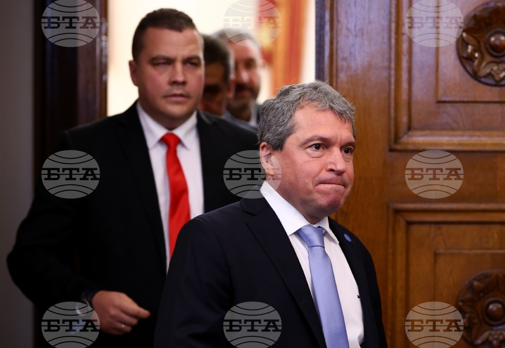 Румен Радев - "Има Такъв Народ" - мандат