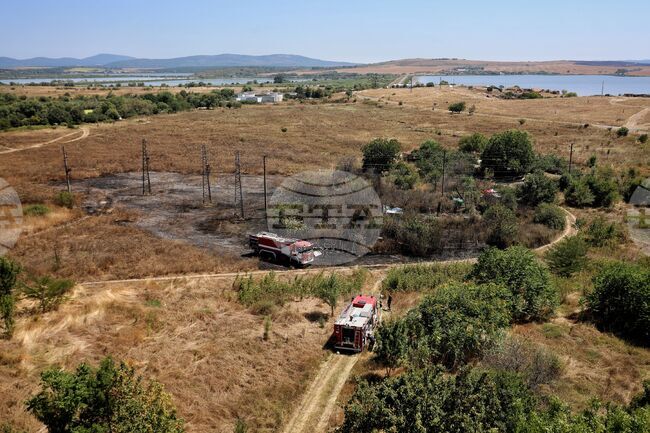 Бургас - квартал "Меден Рудник" - пожар