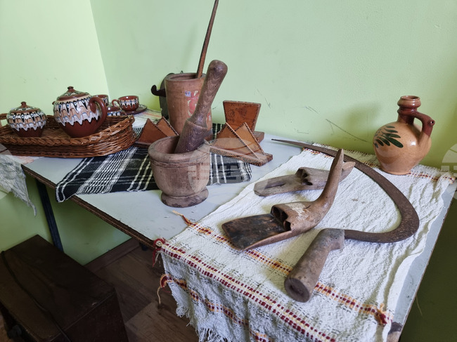 Кърджали - ОУ „П. К. Яворов" - музейна сбирка