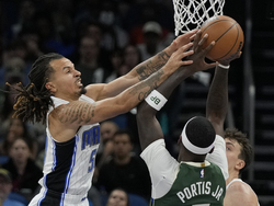 Bucks Magic Basketball