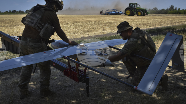 Украйна съобщи, че е поразила склад за дронове в руската република Татарстан