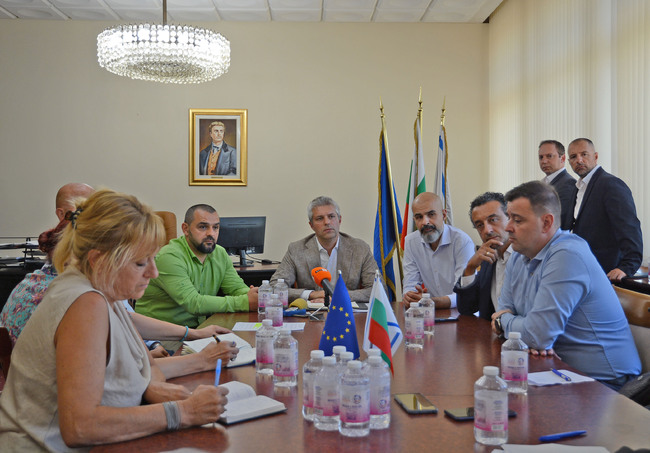 Благомир Коцев: Призовавам лидера на ГЕРБ Бойко Борисов да отговори дали общинските съветници гласуват в ущърб на Варна по партийно поръчение или е решение на местно ниво