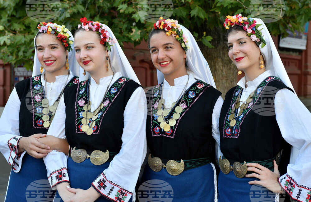 Варна - Международен фолклорен фестивал „Варненско лято“