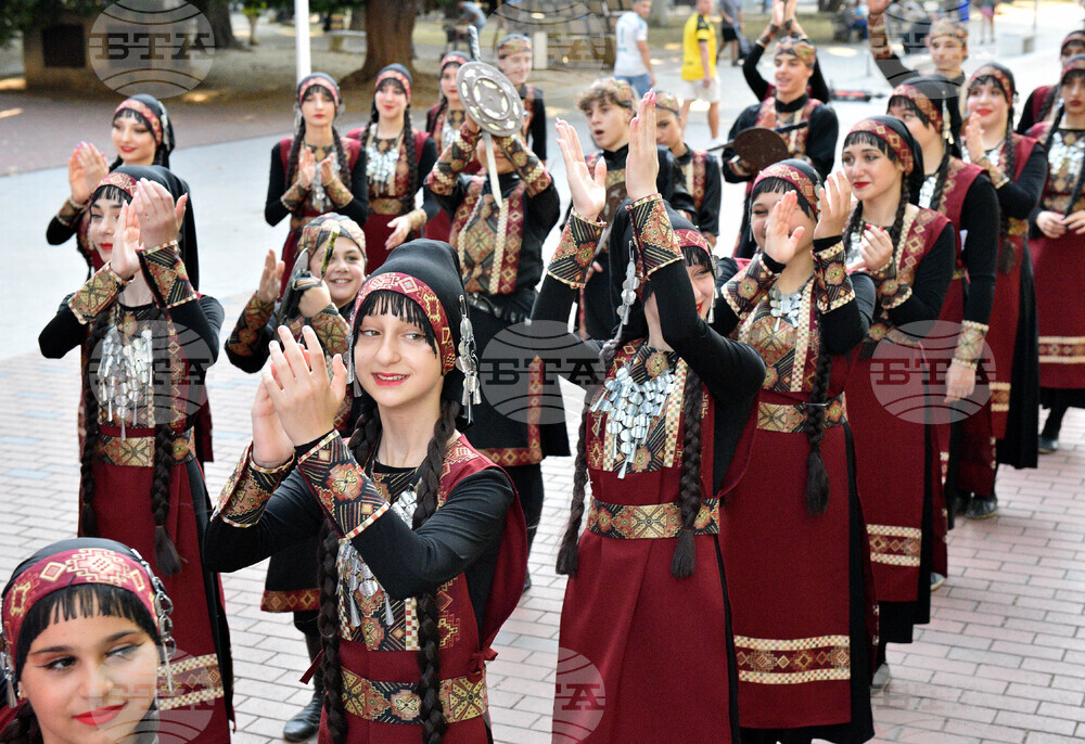 Варна - Международен фолклорен фестивал „Варненско лято“