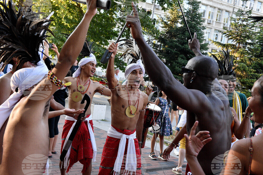 Варна - Международен фолклорен фестивал „Варненско лято“