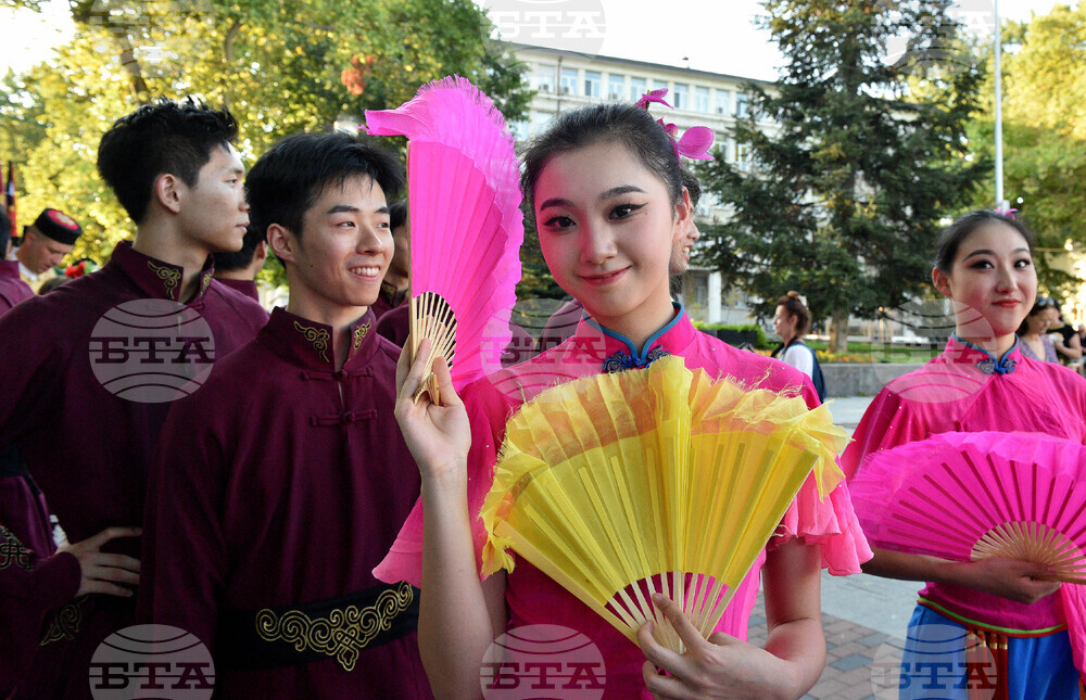 Варна - Международен фолклорен фестивал „Варненско лято“