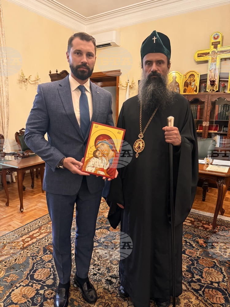 Генералният консул на България в Чикаго се срещна с българския патриарх Даниил
