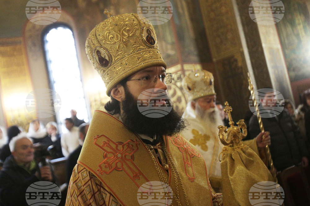 Храм - подворие "Св. Николай Мирликийски" - литургия