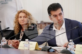 Народно събрание - Комисия по европейските въпроси и контрол на европейските фондове - заседание - Кирил Петков