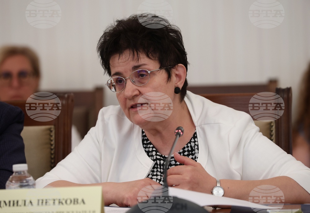 Народно събрание - Комисия по европейските въпроси и контрол на европейските фондове - заседание - Людмила Петкова