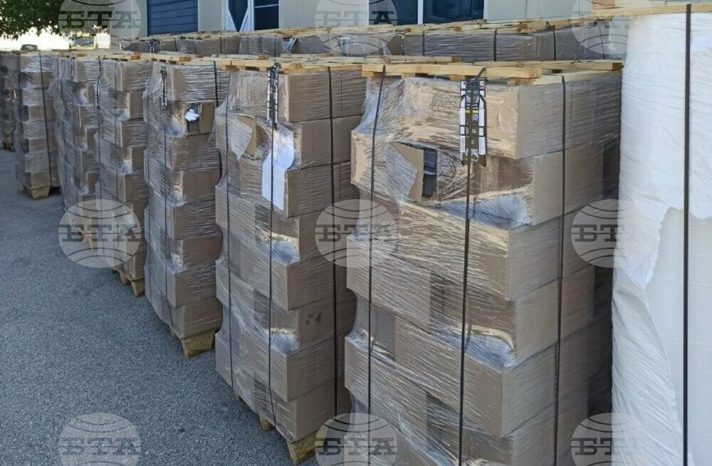 2.1 Mln-Plus Blanks for Cigarette Packs Seized at Border with Romania