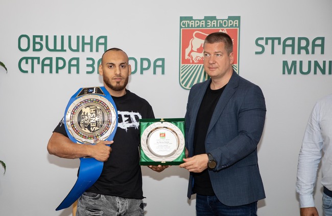 Кметът Живко Тодоров към шампиона Митко Илиев: Адмирации за труда и успеха