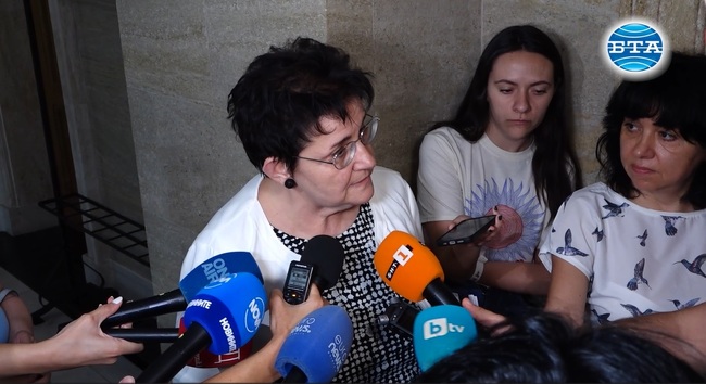 Министър Людмила Петкова каза, че писмото с въпроси, цитирано от Джевдет Чакъров, е получено вчера в деловодството на Министерството на финансите