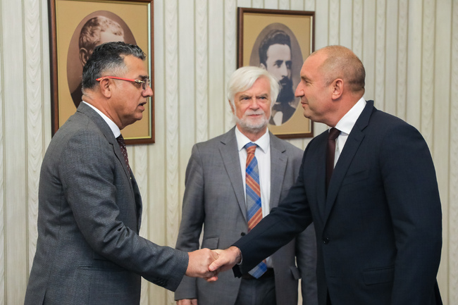 Румен Радев: Справянето с климатичните промени изисква политическо лидерство и обществен консенсус, базирани на научния опит