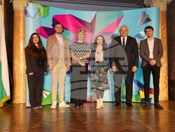 ММС награди победителите в конкурса „Мисията доброволец - (не)възможна“