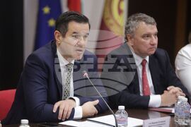 УНСС - кръгла маса - Дигитализация, киберсигурност и местно управление