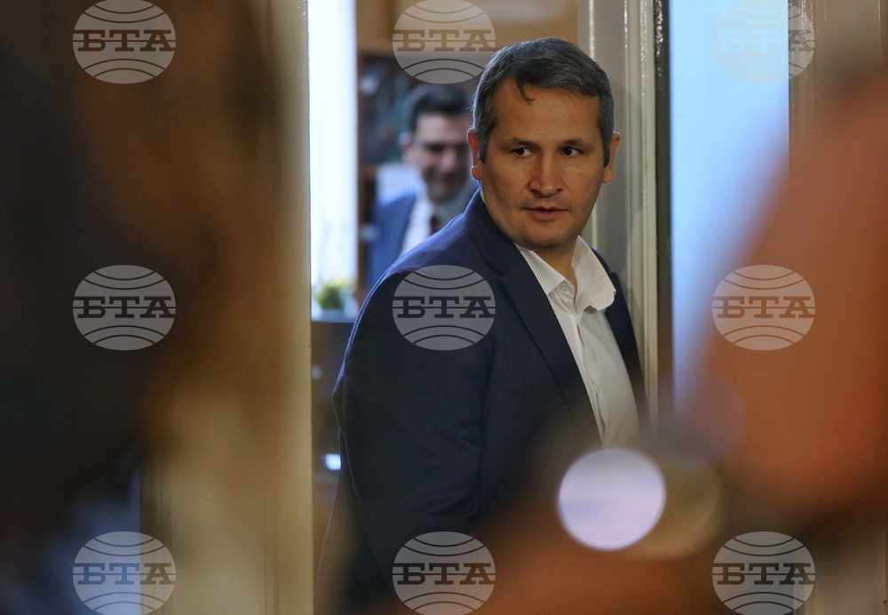 Парламент - извънредно заседание