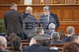 Парламент - извънредно заседание