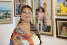 Бургас - Нели Тодорова - „Претворения" - изложба