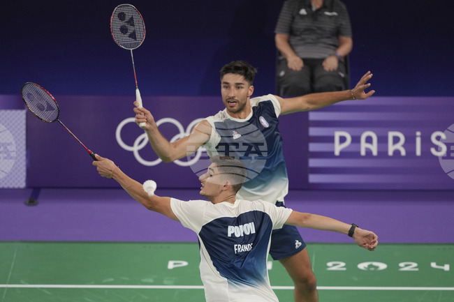 Братята с български произход Тома Джуниър и Христо Попови са големите звезди на домакините на Световното първенство по бадминтон в Париж