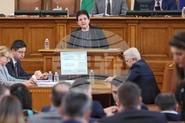 Парламент - извънредно заседание