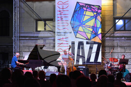 Варна - Международен джаз фестивал „Варненско лято“