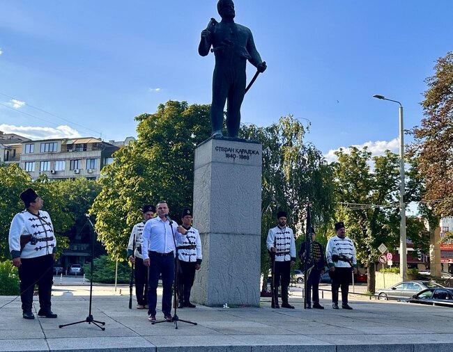 Русе отбеляза 156 години от гибелта на Стефан Караджа с възпоменателна церемония