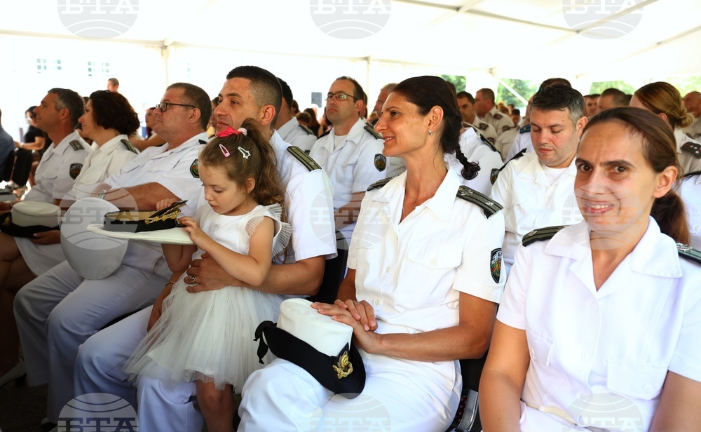 Военна академия - дипломи - връчване