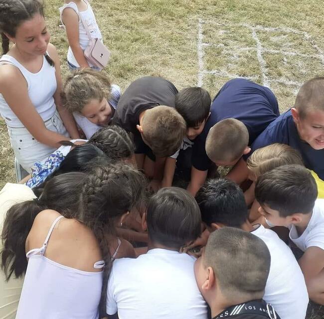Фестивалът „Незабравимите игри от раклата на баба“ в село Голямо Соколово цели да съхрани за поколенията игри от миналото