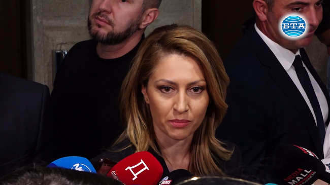 Не съм дала повод за смяна на председателя на Народното събрание, каза Рая Назарян и добави, че не би приела да стане служебен премиер