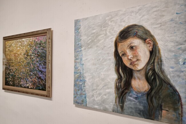 Варна - изложба живопис - Лора Маринова